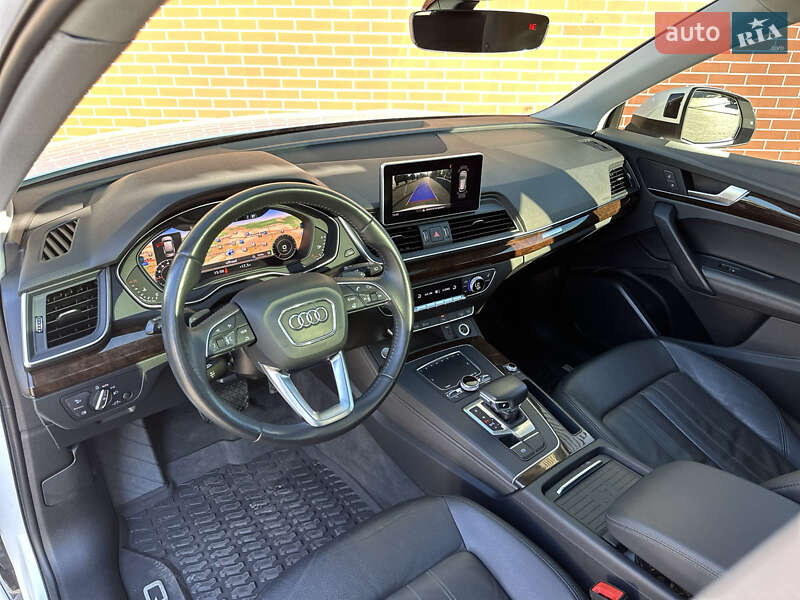 Внедорожник / Кроссовер Audi Q5 2018 в Львове