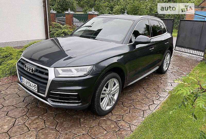 Внедорожник / Кроссовер Audi Q5 2019 в Киеве