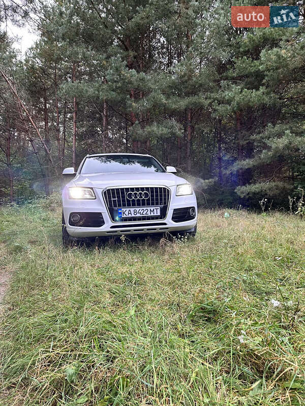 Внедорожник / Кроссовер Audi Q5 2015 в Любомле