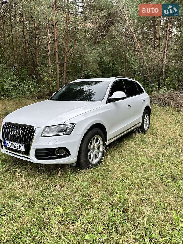 Внедорожник / Кроссовер Audi Q5 2015 в Любомле