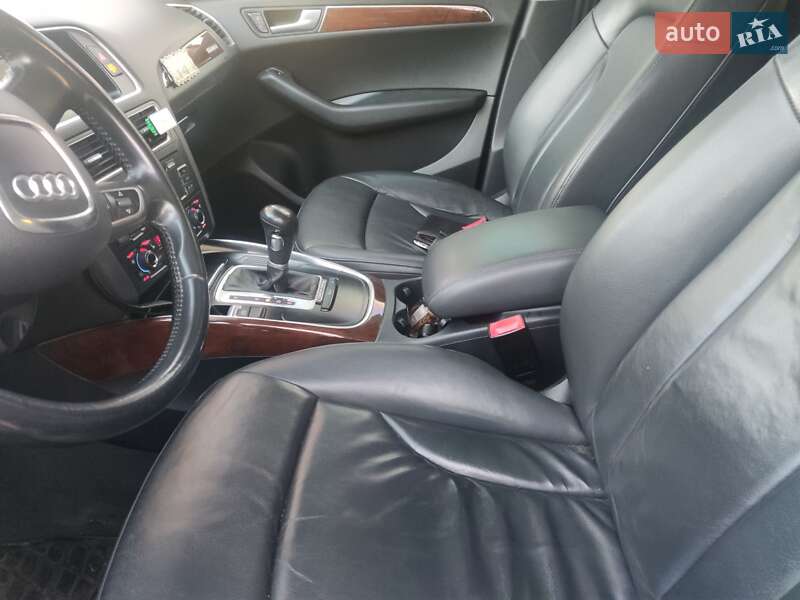 Внедорожник / Кроссовер Audi Q5 2011 в Львове фото 26 Внедорожник / Кроссовер Audi Q5 2011 в Львове