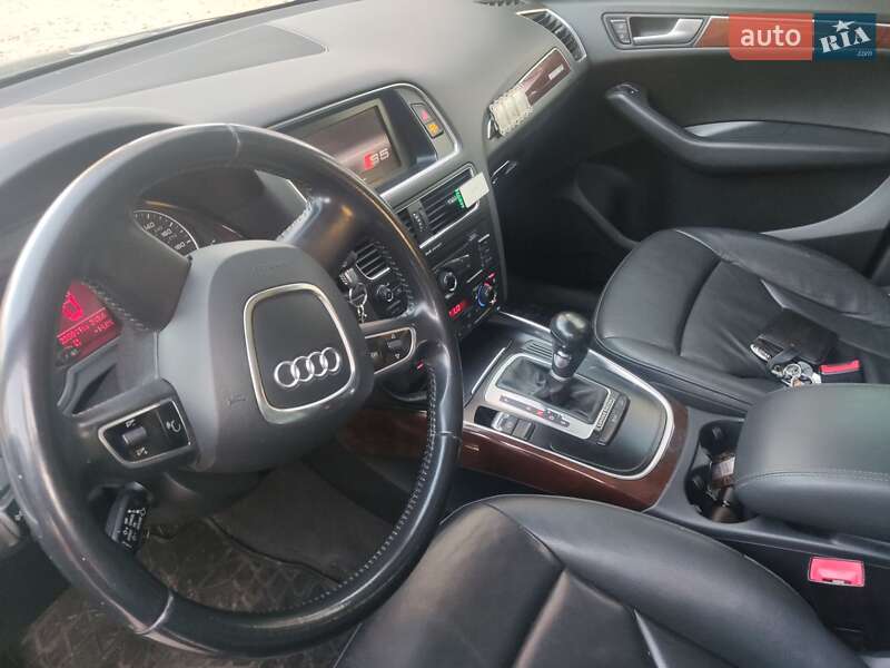 Внедорожник / Кроссовер Audi Q5 2011 в Львове фото 27 Внедорожник / Кроссовер Audi Q5 2011 в Львове