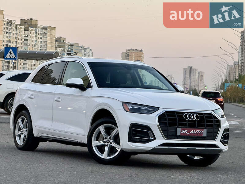 Внедорожник / Кроссовер Audi Q5 2021 в Киеве