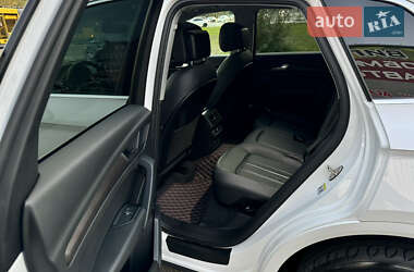 Внедорожник / Кроссовер Audi Q5 2021 в Киеве