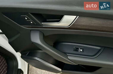 Внедорожник / Кроссовер Audi Q5 2021 в Киеве