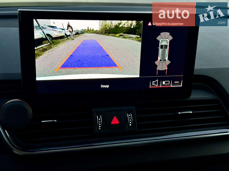 Внедорожник / Кроссовер Audi Q5 2021 в Киеве