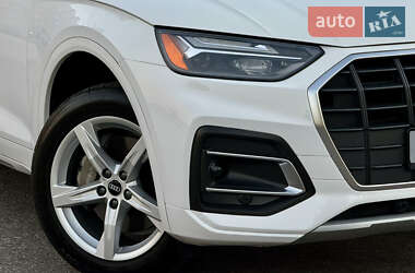 Внедорожник / Кроссовер Audi Q5 2021 в Киеве
