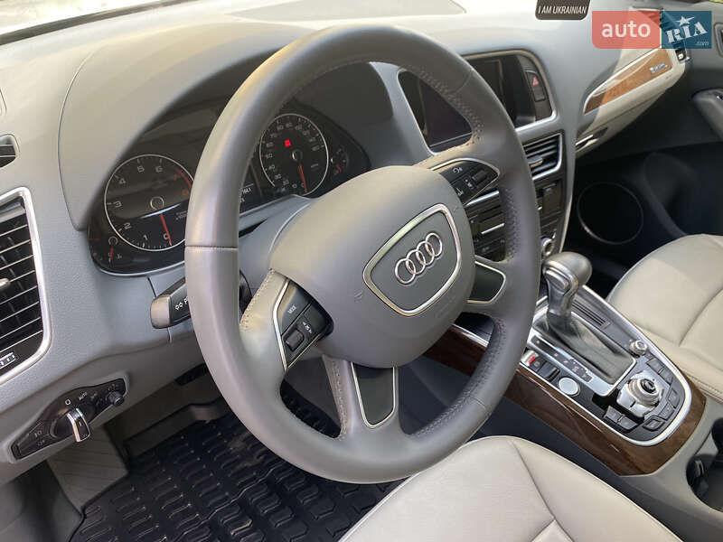 Внедорожник / Кроссовер Audi Q5 2016 в Полтаве