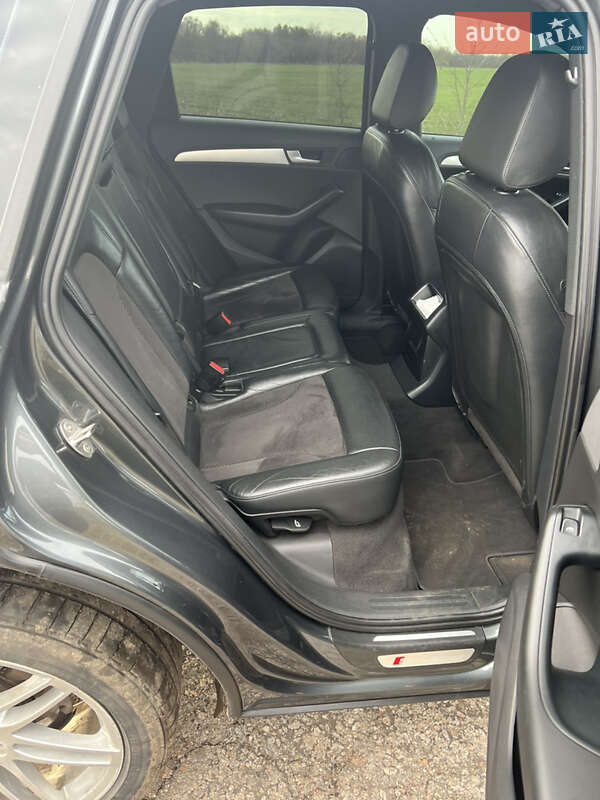 Позашляховик / Кросовер Audi Q5 2011 в Варві