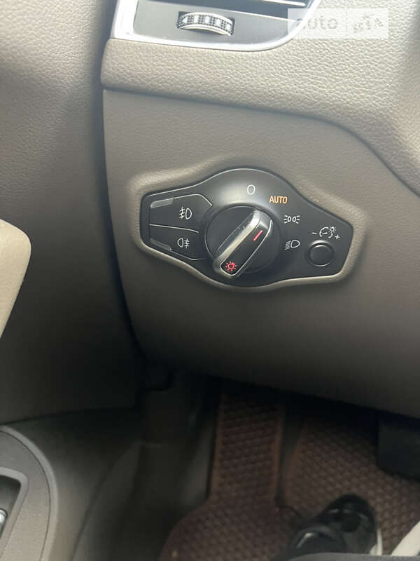 Внедорожник / Кроссовер Audi Q5 2012 в Виннице