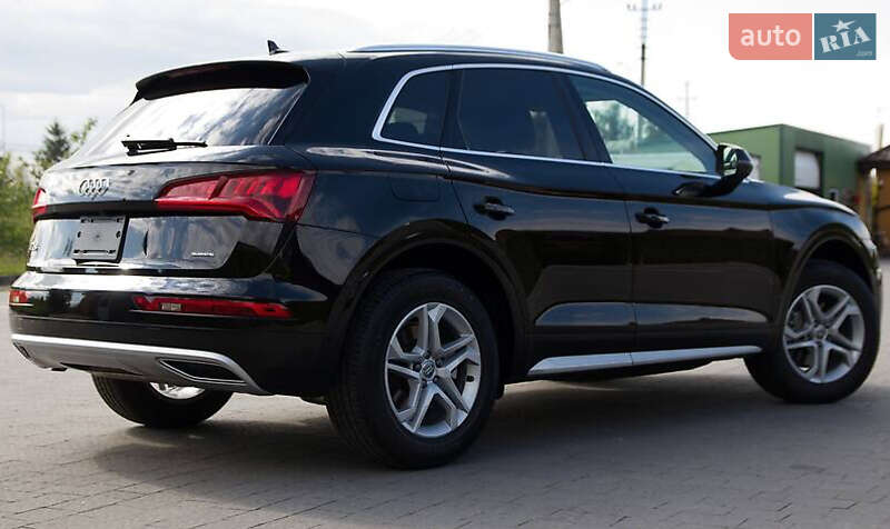 Внедорожник / Кроссовер Audi Q5 2019 в Киеве