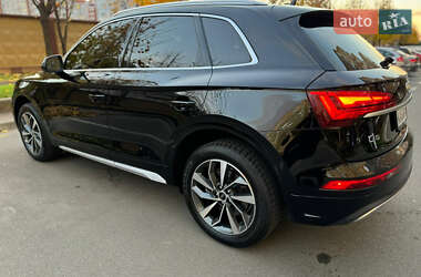 Внедорожник / Кроссовер Audi Q5 2021 в Киеве