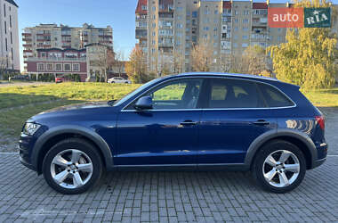 Внедорожник / Кроссовер Audi Q5 2015 в 