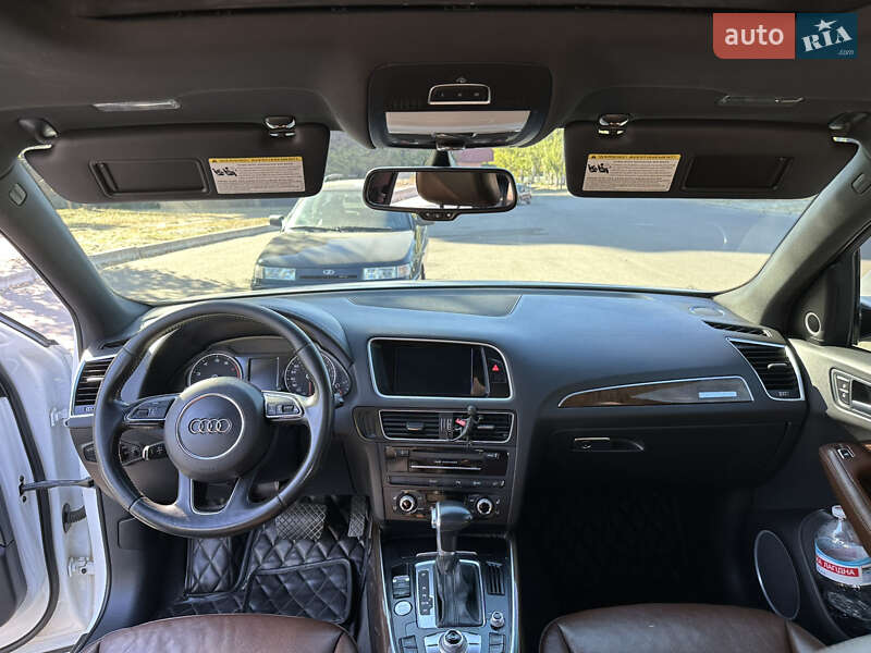 Внедорожник / Кроссовер Audi Q5 2015 в Днепре