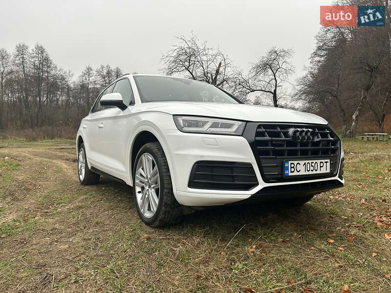 Внедорожник / Кроссовер Audi Q5 2017 в Долине