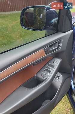 Внедорожник / Кроссовер Audi Q5 2012 в 