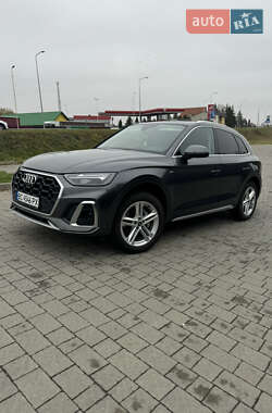 Внедорожник / Кроссовер Audi Q5 2021 в Стрые