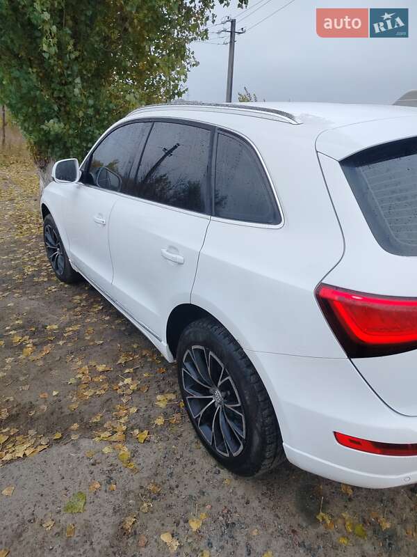 Позашляховик / Кросовер Audi Q5 2012 в Києві