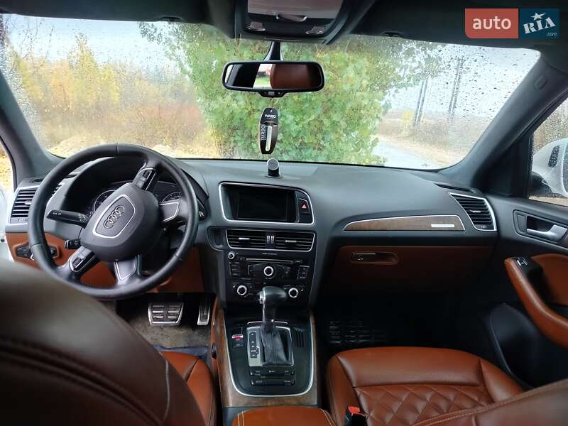 Позашляховик / Кросовер Audi Q5 2012 в Києві
