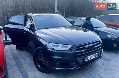 Позашляховик / Кросовер Audi Q5 2017 в Львові