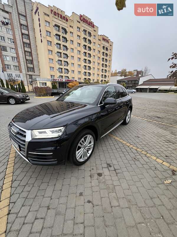 Внедорожник / Кроссовер Audi Q5 2018 в Львове