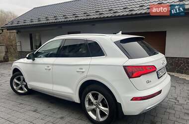Внедорожник / Кроссовер Audi Q5 2019 в 