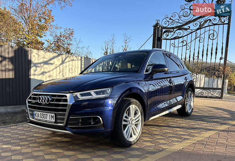 Внедорожник / Кроссовер Audi Q5 2019 в 