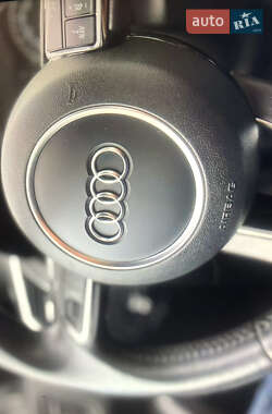Внедорожник / Кроссовер Audi Q5 2016 в 