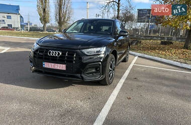 Внедорожник / Кроссовер Audi Q5 2024 в Житомире