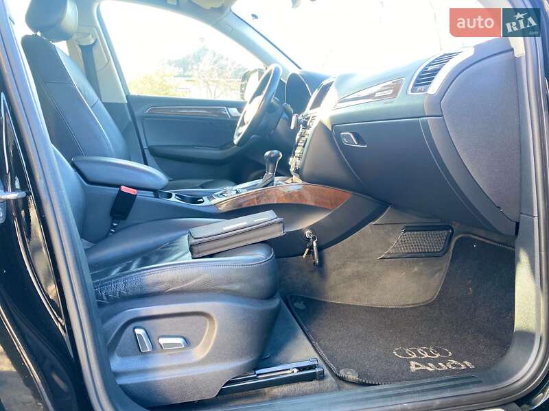 Внедорожник / Кроссовер Audi Q5 2015 в Киеве