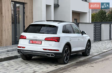 Внедорожник / Кроссовер Audi Q5 2020 в Мукачево