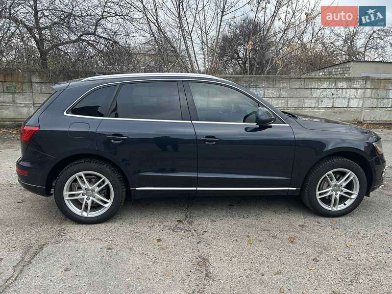 Внедорожник / Кроссовер Audi Q5 2013 в Покровском