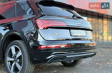 Внедорожник / Кроссовер Audi Q5 2021 в Ровно