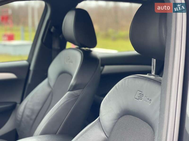 Внедорожник / Кроссовер Audi Q5 2011 в Ужгороде