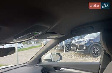 Внедорожник / Кроссовер Audi Q5 2017 в 