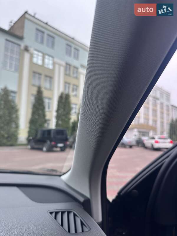 Внедорожник / Кроссовер Audi Q5 2017 в Киеве