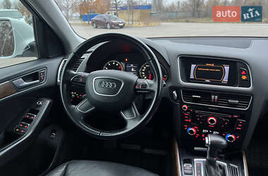 Позашляховик / Кросовер Audi Q5 2013 в Дніпрі