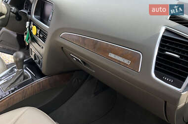 Внедорожник / Кроссовер Audi Q5 2011 в 