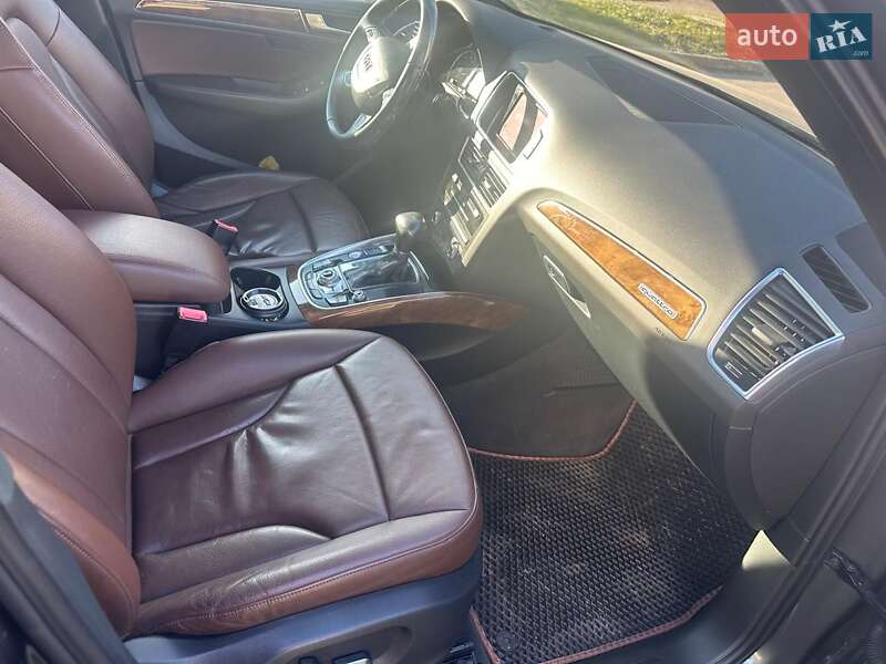 Позашляховик / Кросовер Audi Q5 2014 в Києві