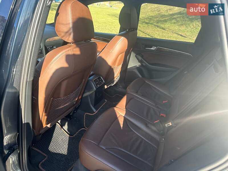 Позашляховик / Кросовер Audi Q5 2014 в Києві