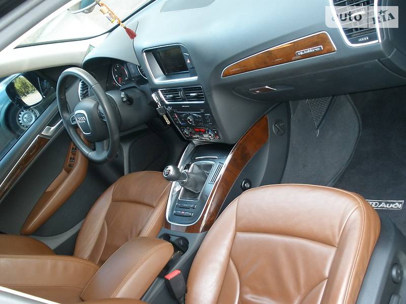 Позашляховик / Кросовер Audi Q5 2009 в Києві