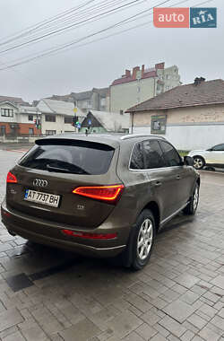 Внедорожник / Кроссовер Audi Q5 2012 в 