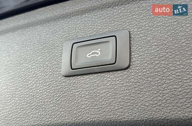 Внедорожник / Кроссовер Audi Q5 2021 в 
