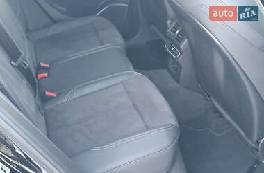 Внедорожник / Кроссовер Audi Q5 2021 в 
