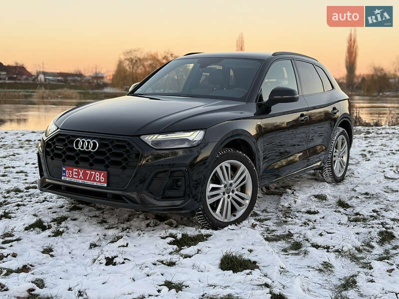 Позашляховик / Кросовер Audi Q5 2021 в Луцьку