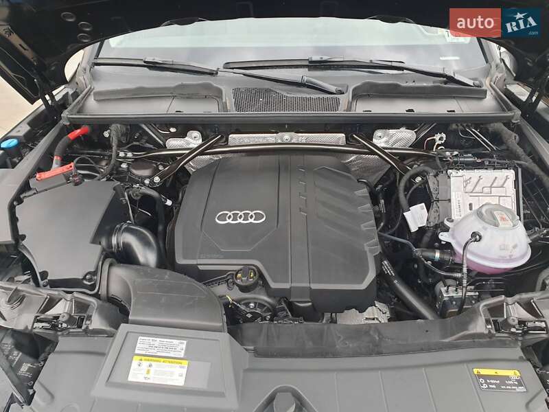 Внедорожник / Кроссовер Audi Q5 2021 в Хмельницком
