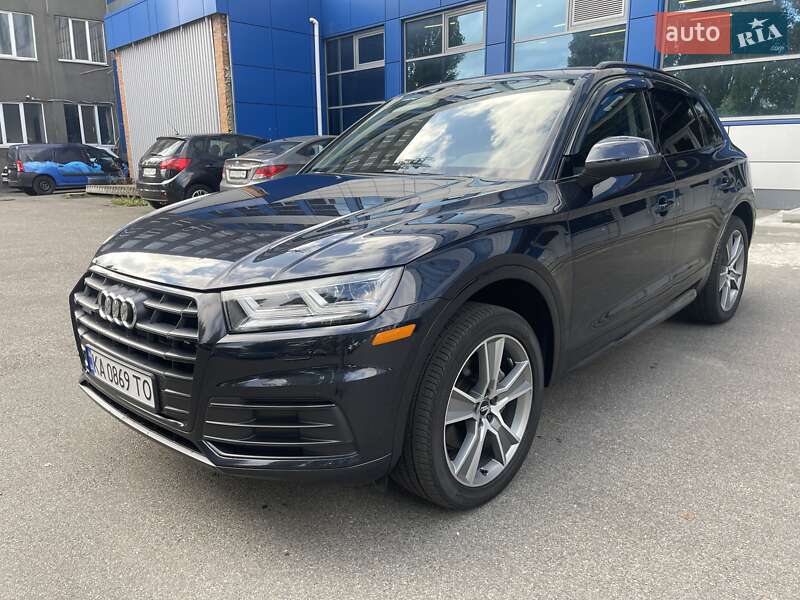 Позашляховик / Кросовер Audi Q5 2019 в Києві