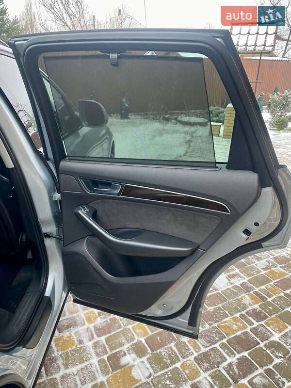 Внедорожник / Кроссовер Audi Q5 2013 в Нежине