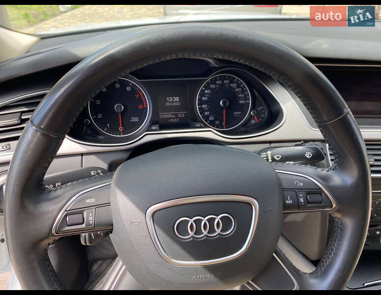 Позашляховик / Кросовер Audi Q5 2011 в Києві