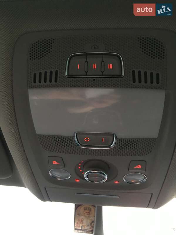 Позашляховик / Кросовер Audi Q5 2011 в Києві